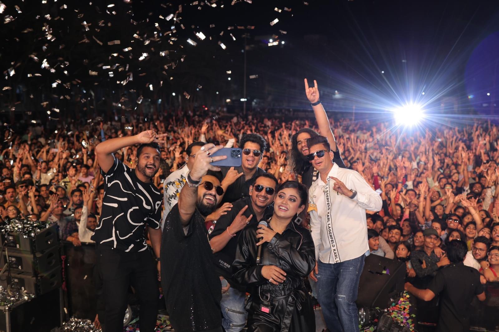 Malwanchal University Indore Celebrities photo 7